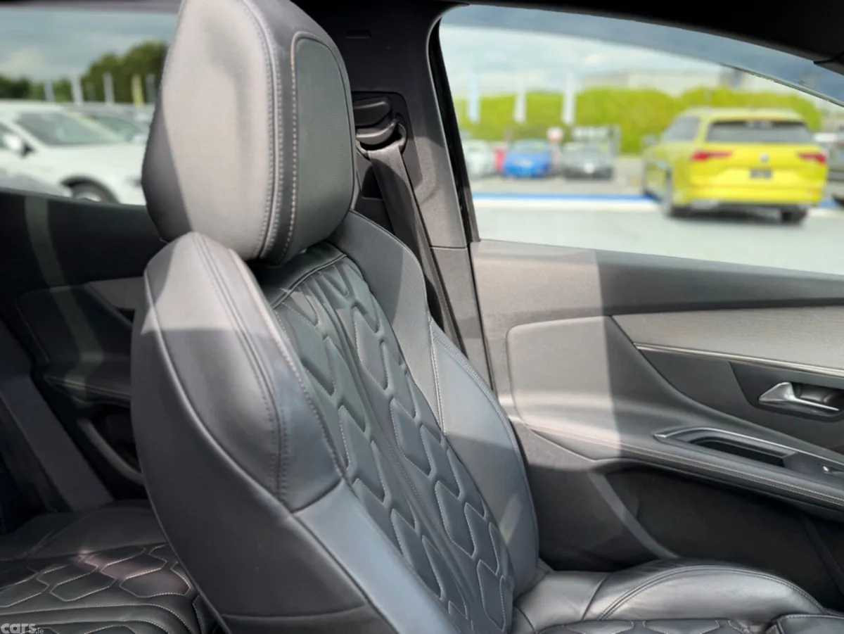 Peugeot 3008 SUV, Diesel, 2019, Black