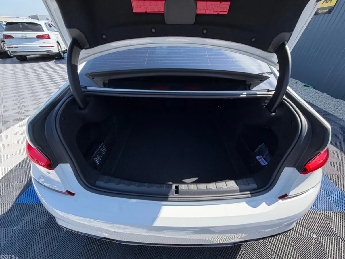 BMW 3-Series Saloon, Diesel, 2021, White