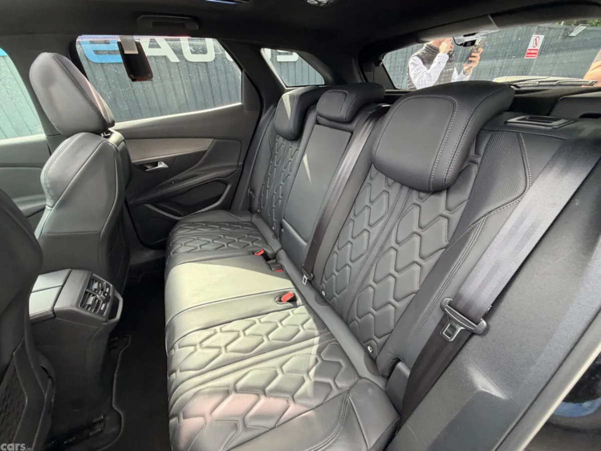 Peugeot 3008 SUV, Diesel, 2019, Black