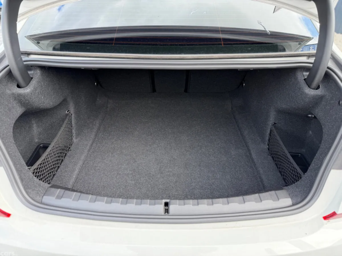 BMW 3-Series Saloon, Diesel, 2019, White