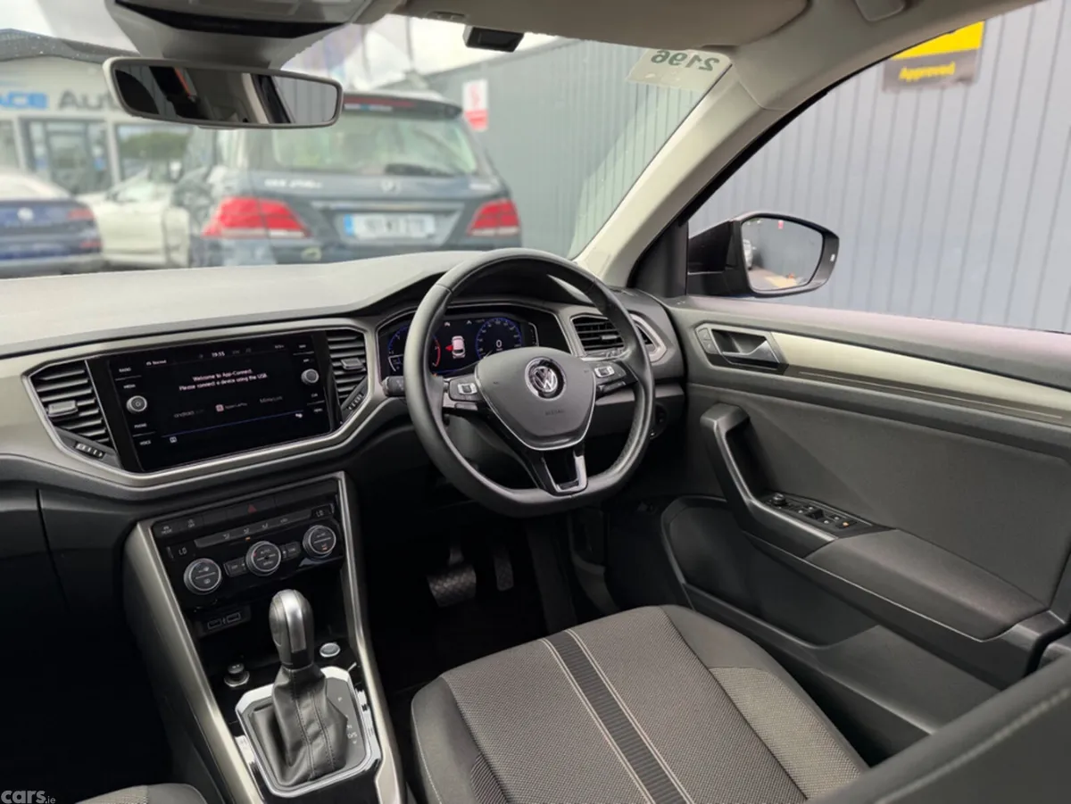 Volkswagen T-Roc SUV, Diesel, 2021, Black