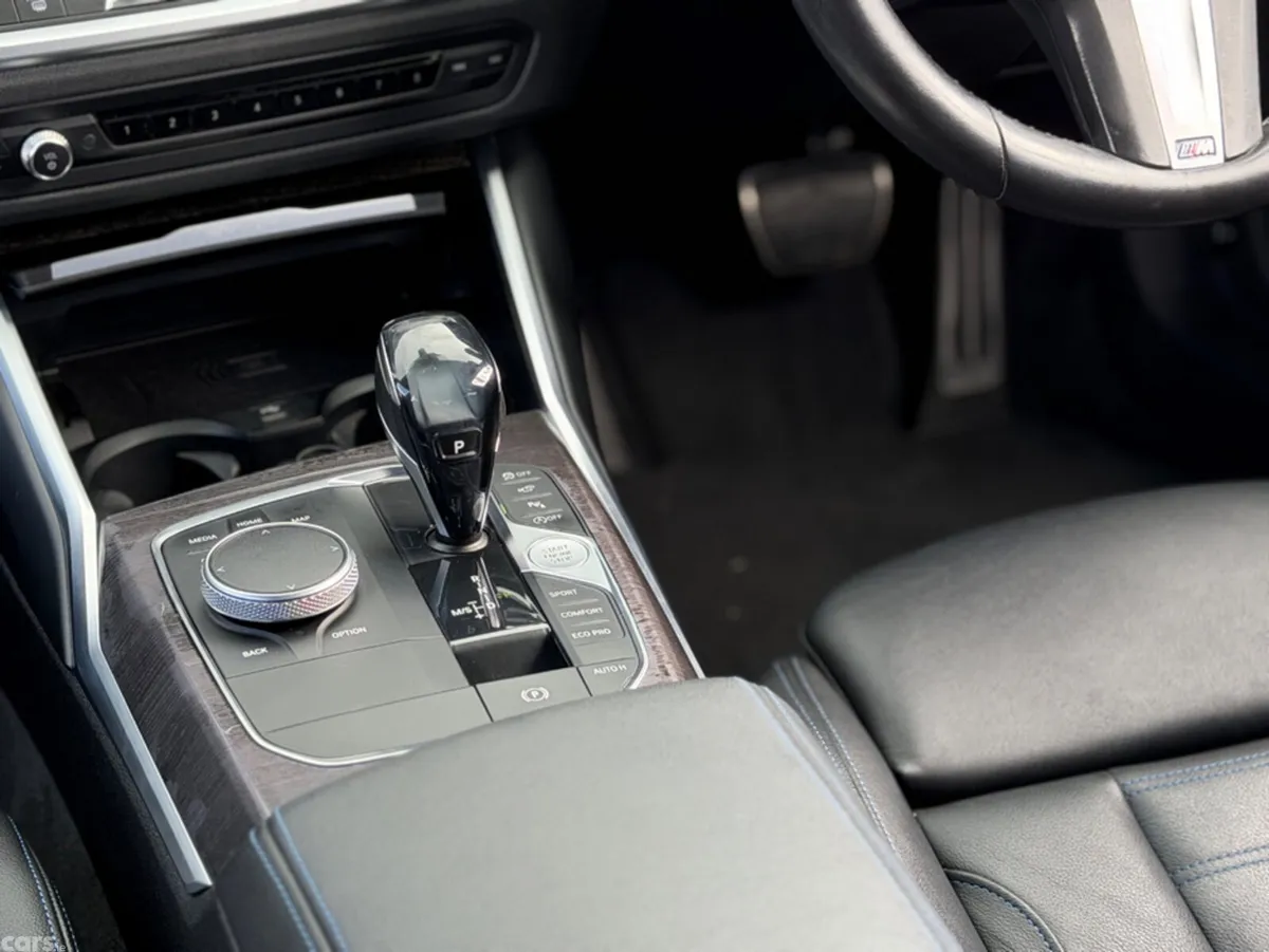 BMW 3-Series Saloon, Diesel, 2019, White