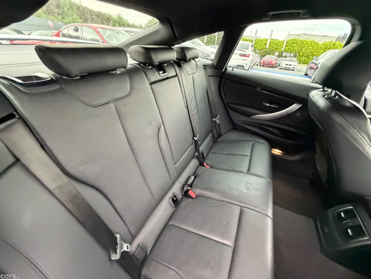 BMW 3-Series Saloon, Diesel, 2017, Blue