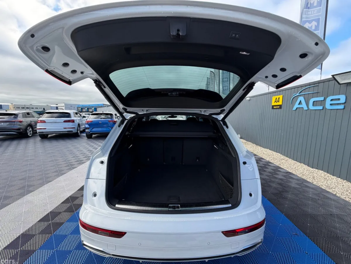 Audi Q5 SUV, Diesel, 2019, White