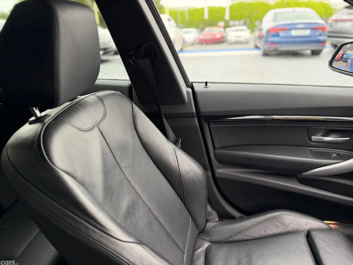 BMW 3-Series Saloon, Diesel, 2017, Blue