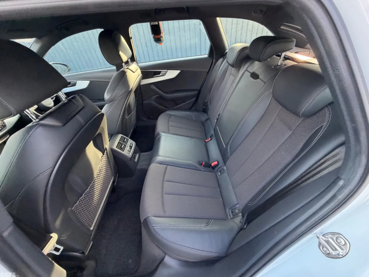 Audi A4 Estate, Petrol, 2019, White