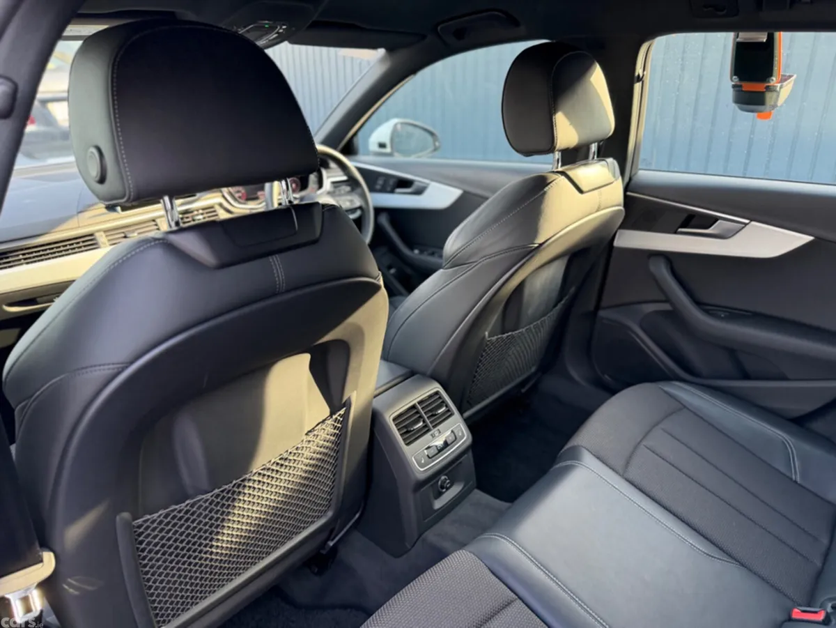 Audi A4 Estate, Petrol, 2019, White