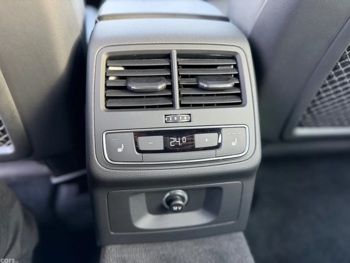 Audi A4 Estate, Petrol, 2019, White