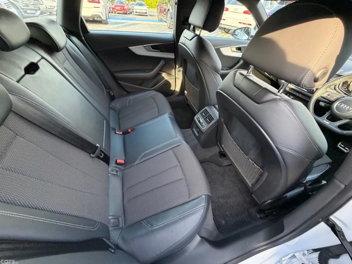 Audi A4 Estate, Petrol, 2019, White