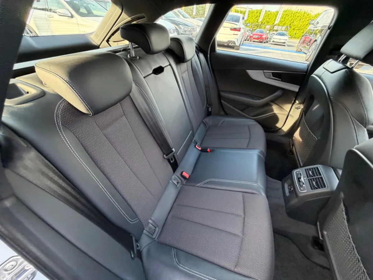 Audi A4 Estate, Petrol, 2019, White