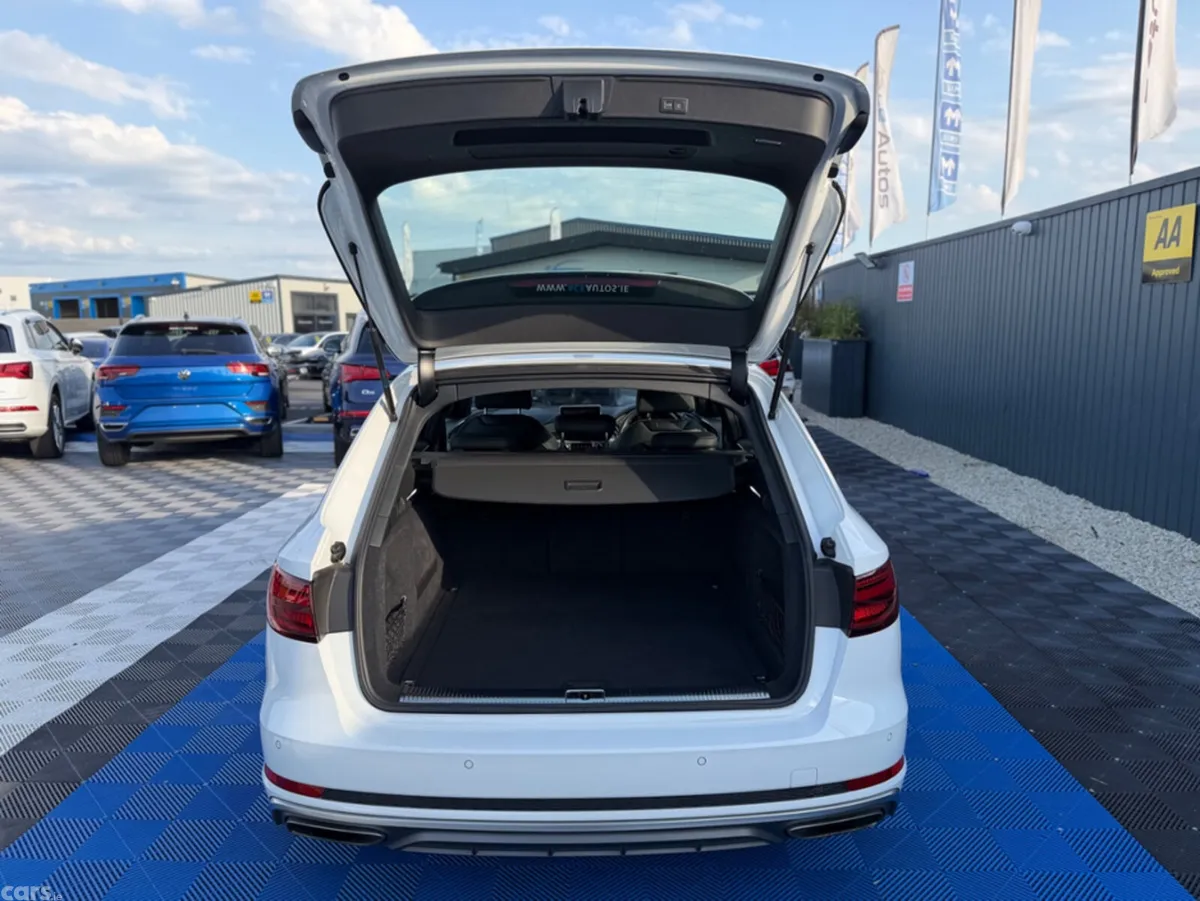 Audi A4 Estate, Petrol, 2019, White