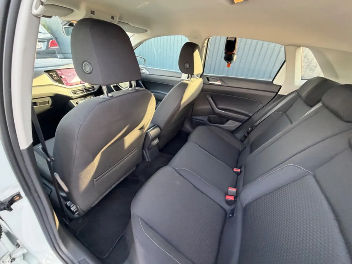 Volkswagen Polo Hatchback, Petrol, 2019, White