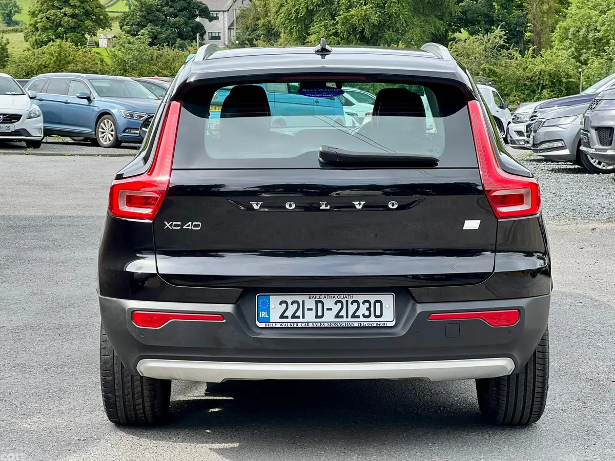 Volvo XC40 Estate/Jeep, Petrol Plug-in Hybrid, 2022, Black