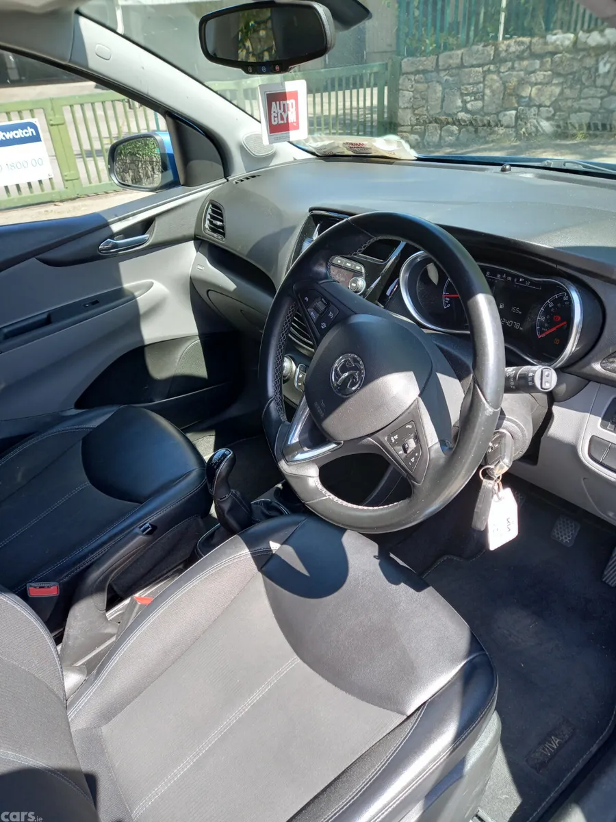Vauxhall Viva Hatchback, Petrol, 2017, Blue