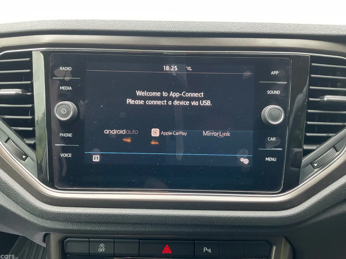 Volkswagen T-Roc SUV, Diesel, 2019, White
