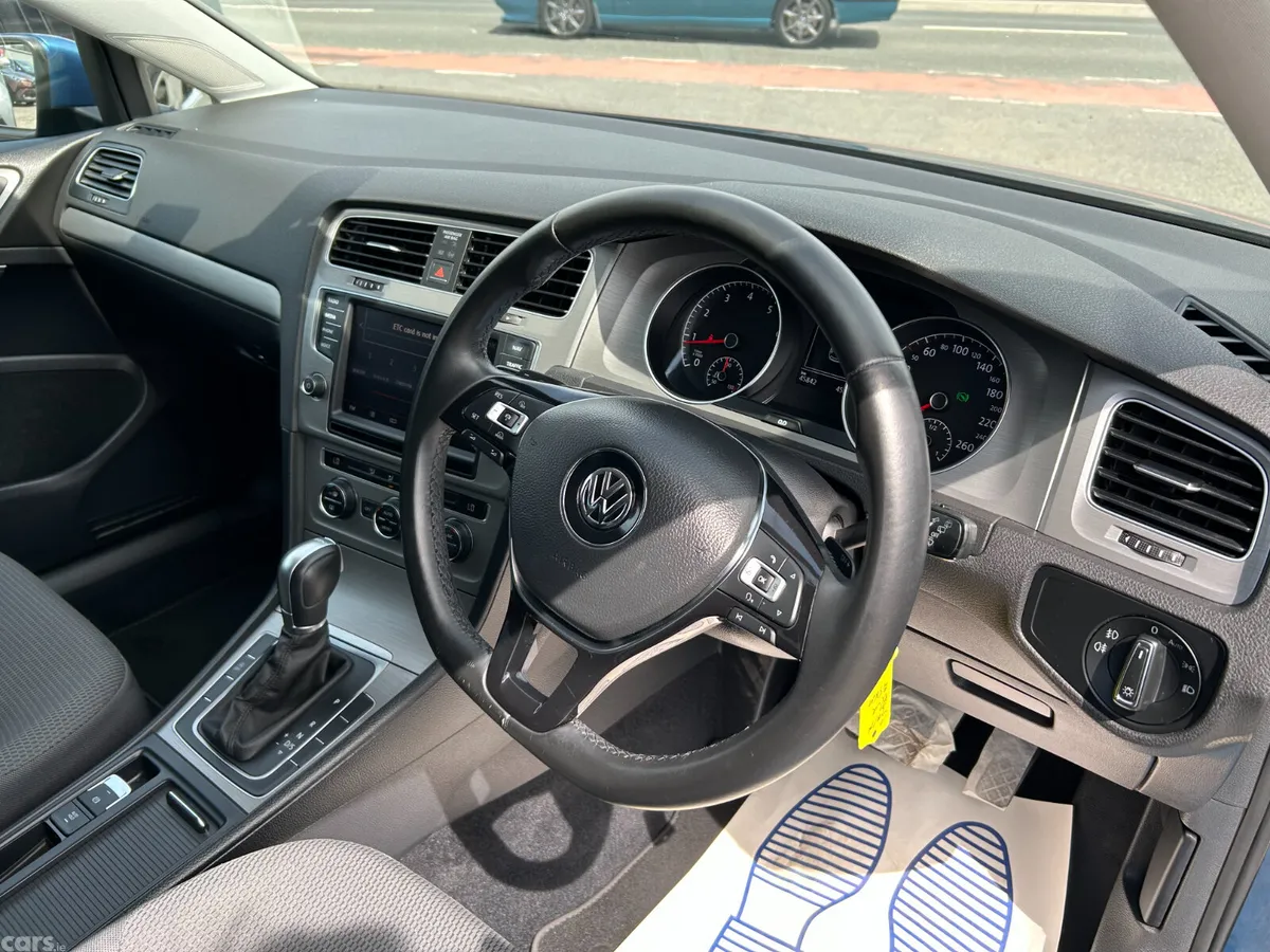Volkswagen Golf Hatchback, Petrol, 2015, Blue