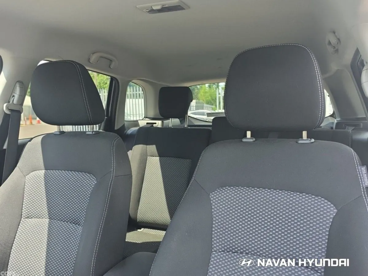 Suzuki Vitara SUV, Petrol Hybrid, 2023, Grey
