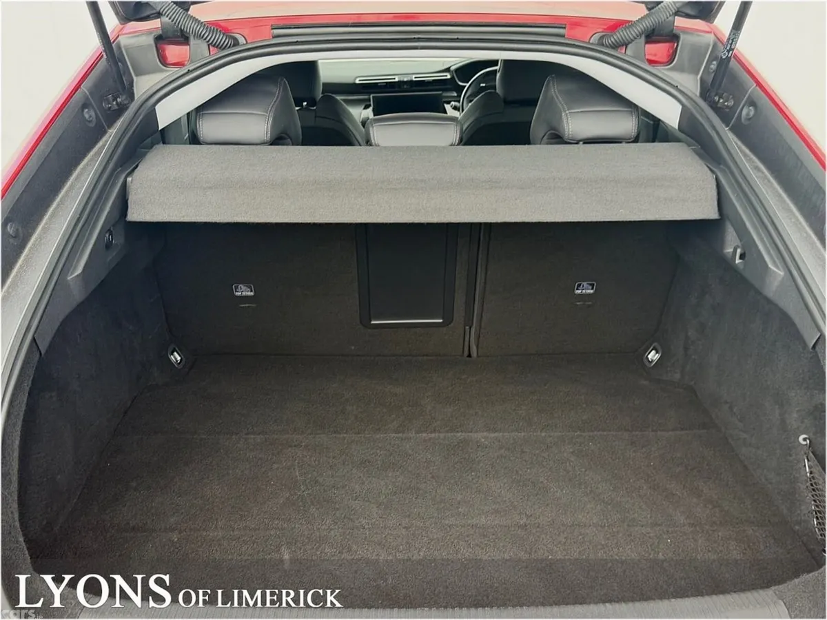 Peugeot 508 Hatchback, Diesel, 2019, Red
