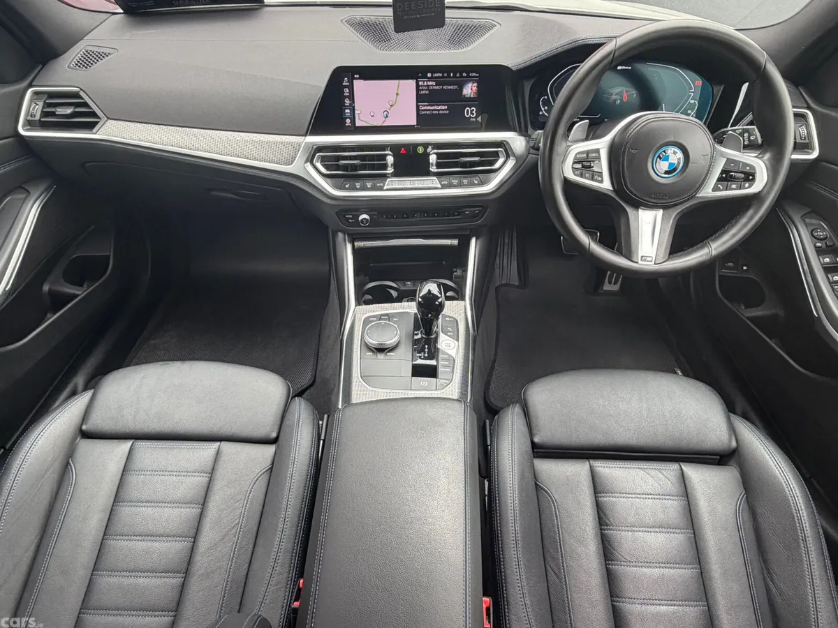 BMW 3-Series Estate, Petrol Hybrid, 2022, White