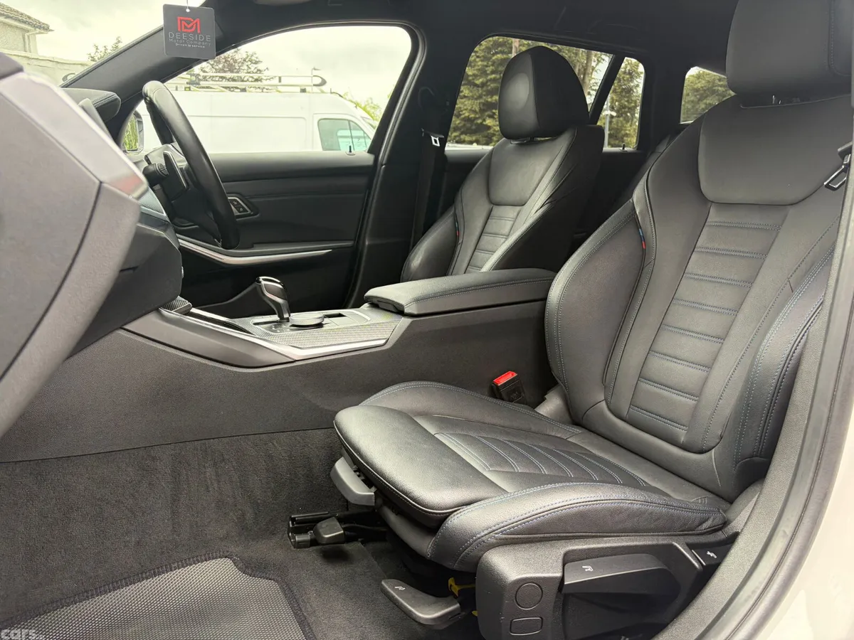BMW 3-Series Estate, Petrol Hybrid, 2022, White