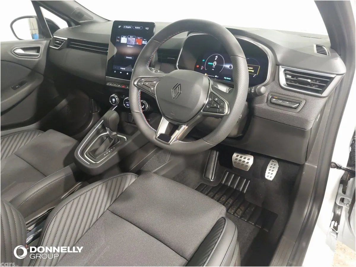 Renault Clio Hatchback, 2026, 