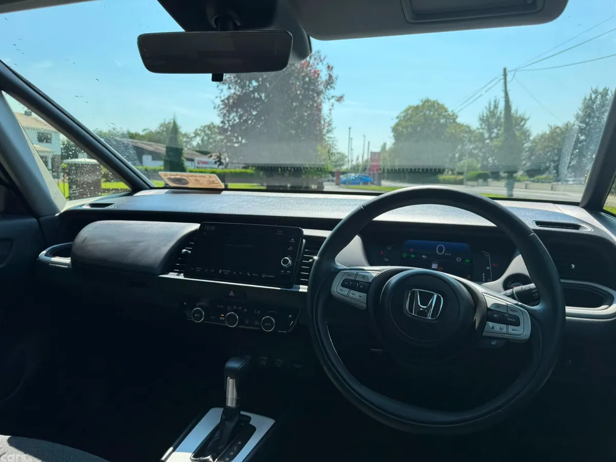 Honda Jazz Hatchback, Petrol Hybrid, 2025, White