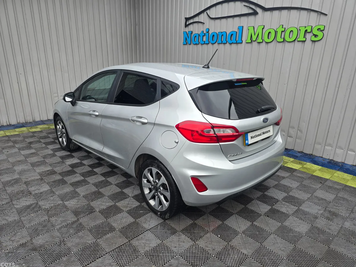 Ford Fiesta Hatchback, Petrol, 2019, Silver