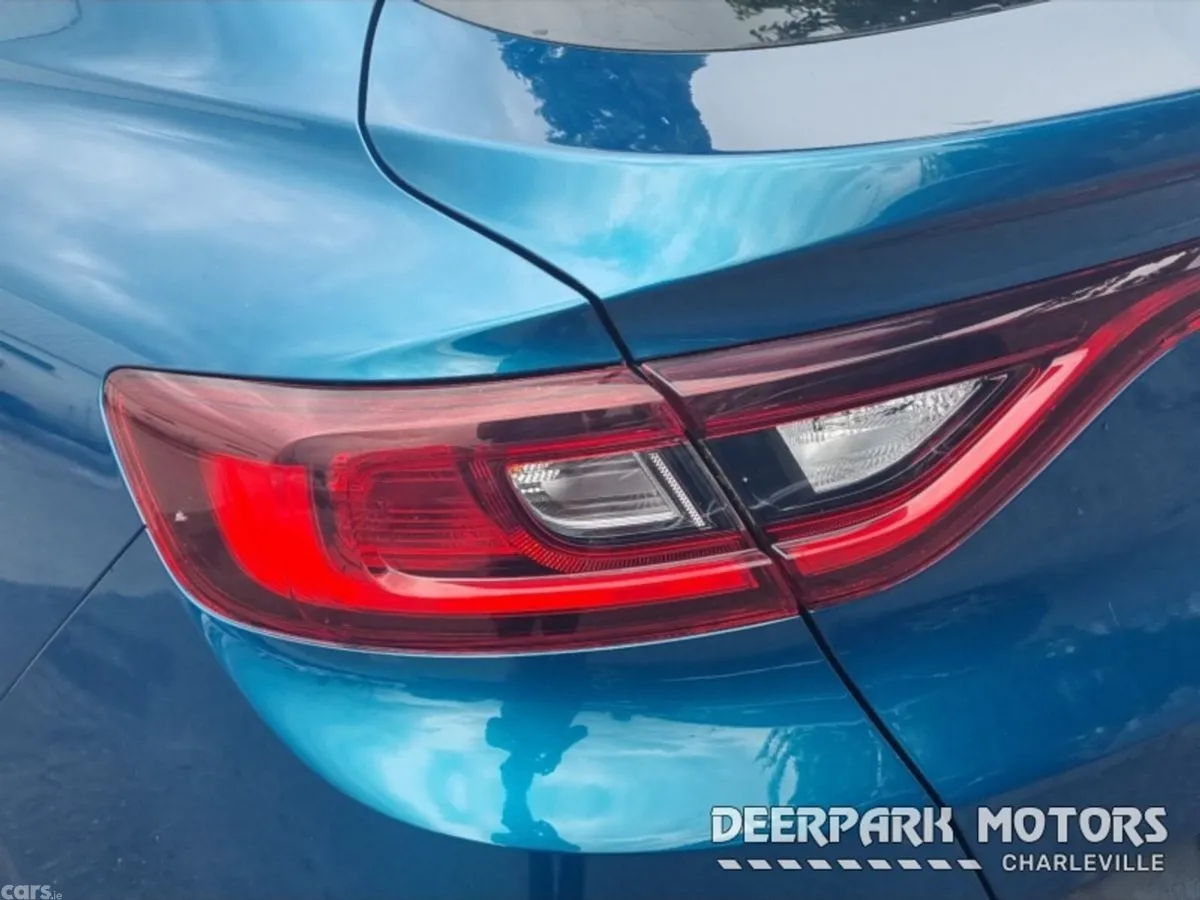 Renault Arkana Hatchback, Petrol Hybrid, 2022, Blue