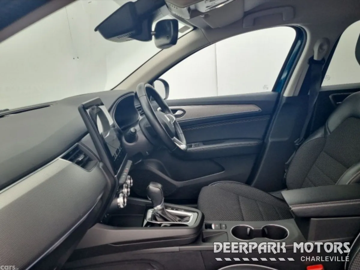 Renault Arkana Hatchback, Petrol Hybrid, 2022, Blue
