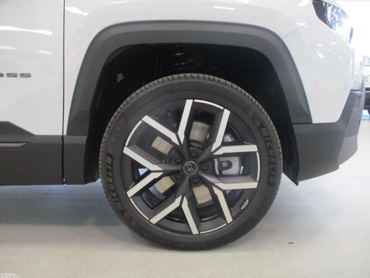 Jeep Compass SUV, Electric, 2026, White