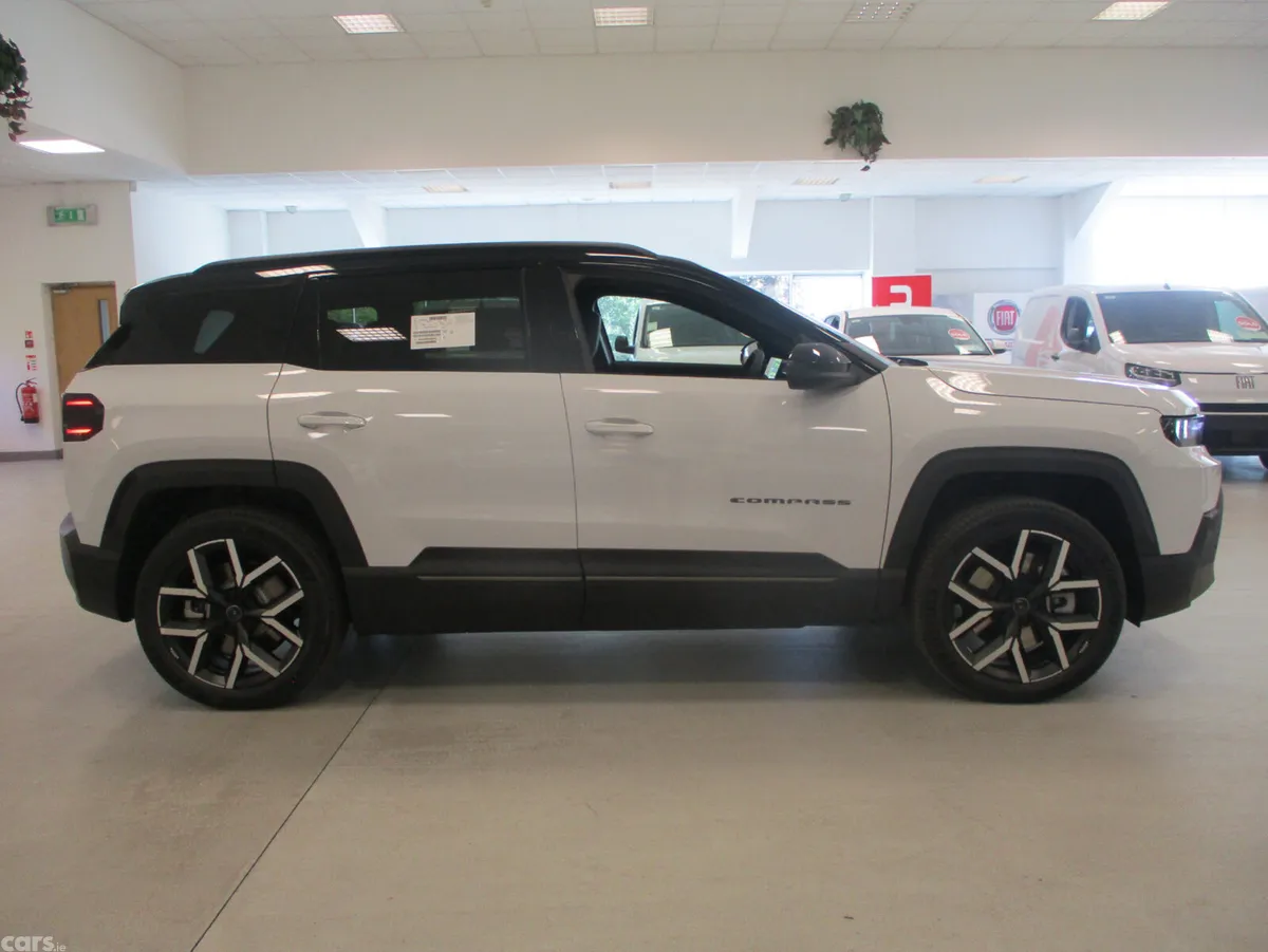 Jeep Compass SUV, Electric, 2026, White