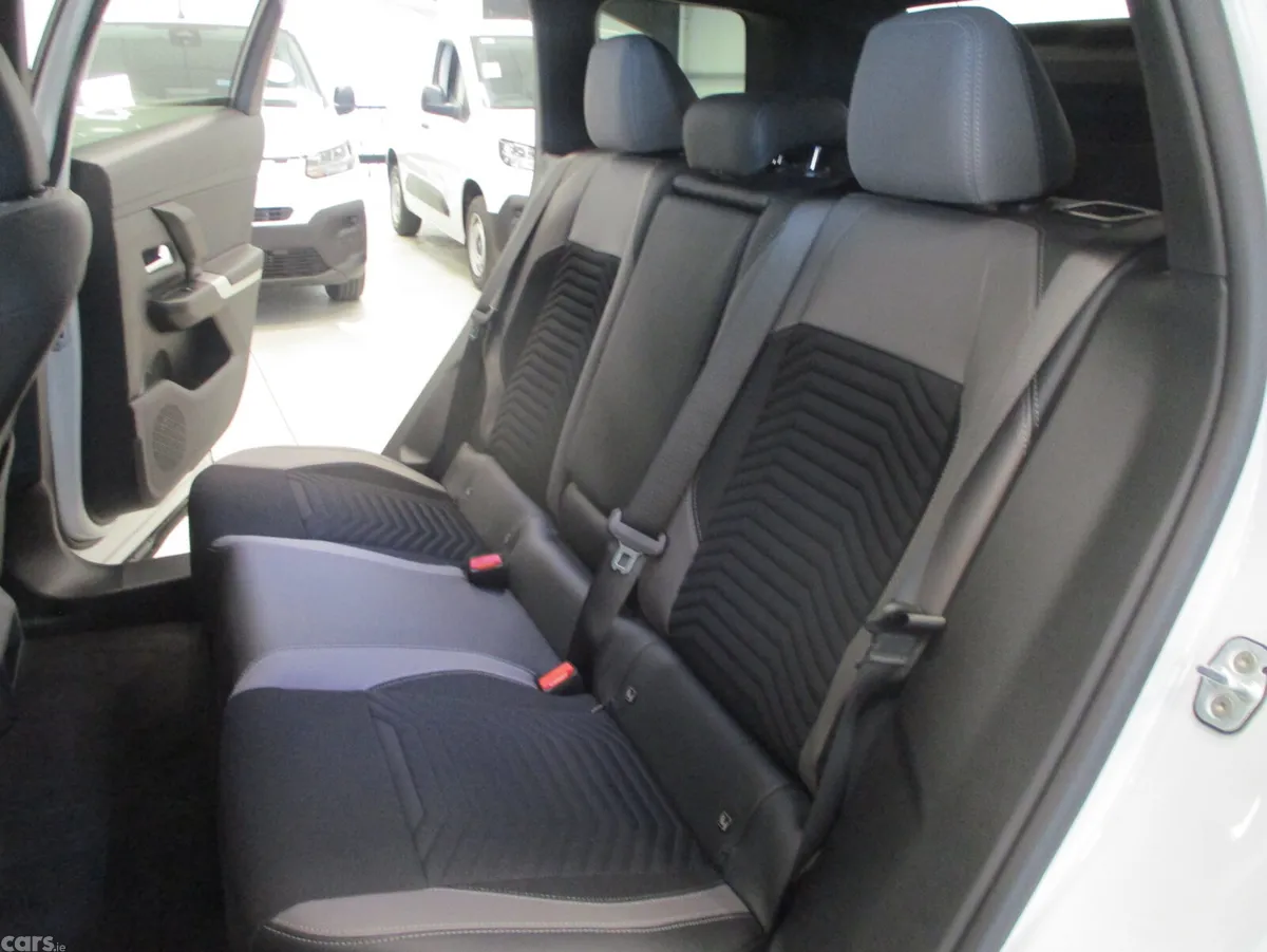 Jeep Compass SUV, Electric, 2026, White