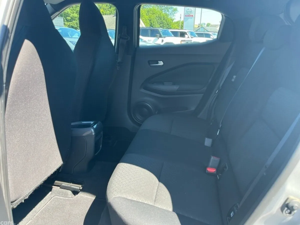 Nissan Juke MPV, Petrol, 2020, Grey