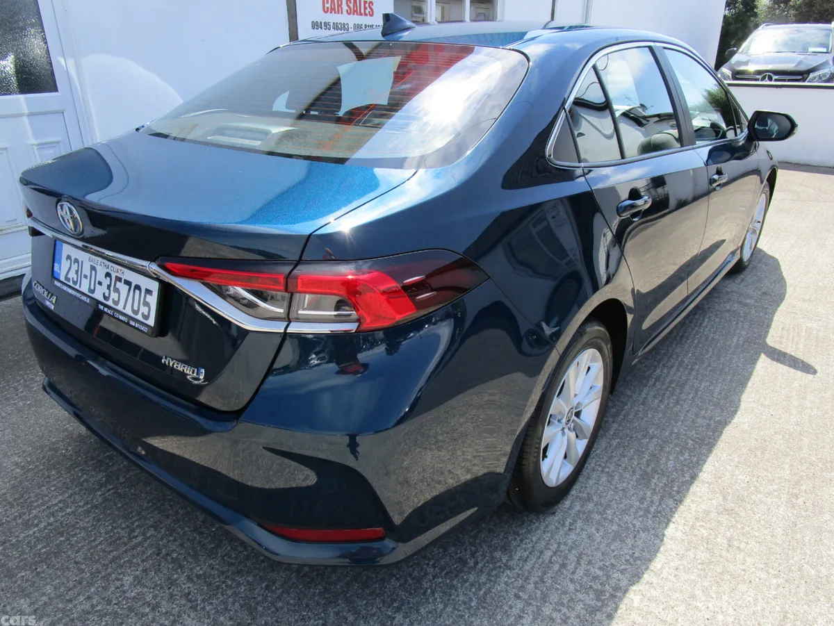 Toyota Corolla Saloon, Petrol Hybrid, 2023, Blue