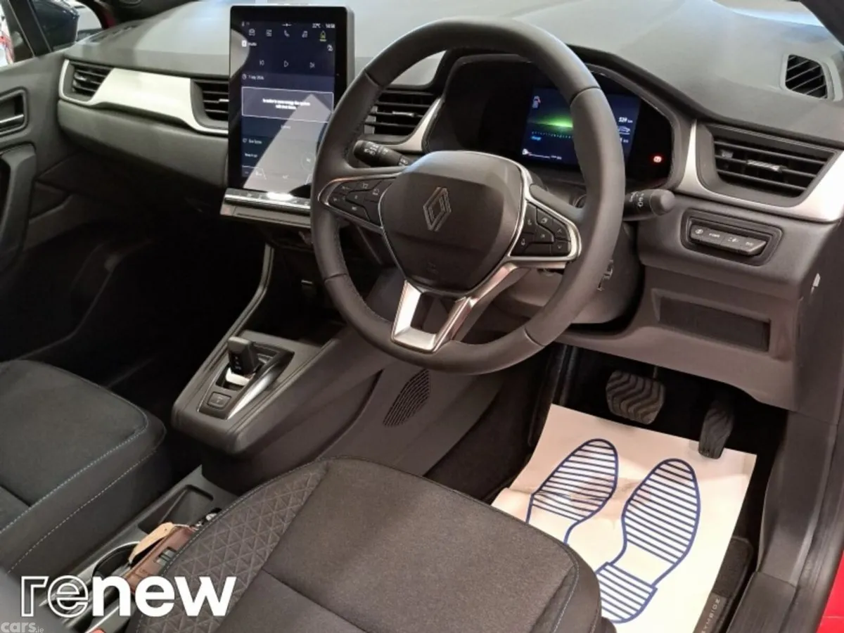 Renault Symbioz Hatchback, Petrol Hybrid, 2026, Red