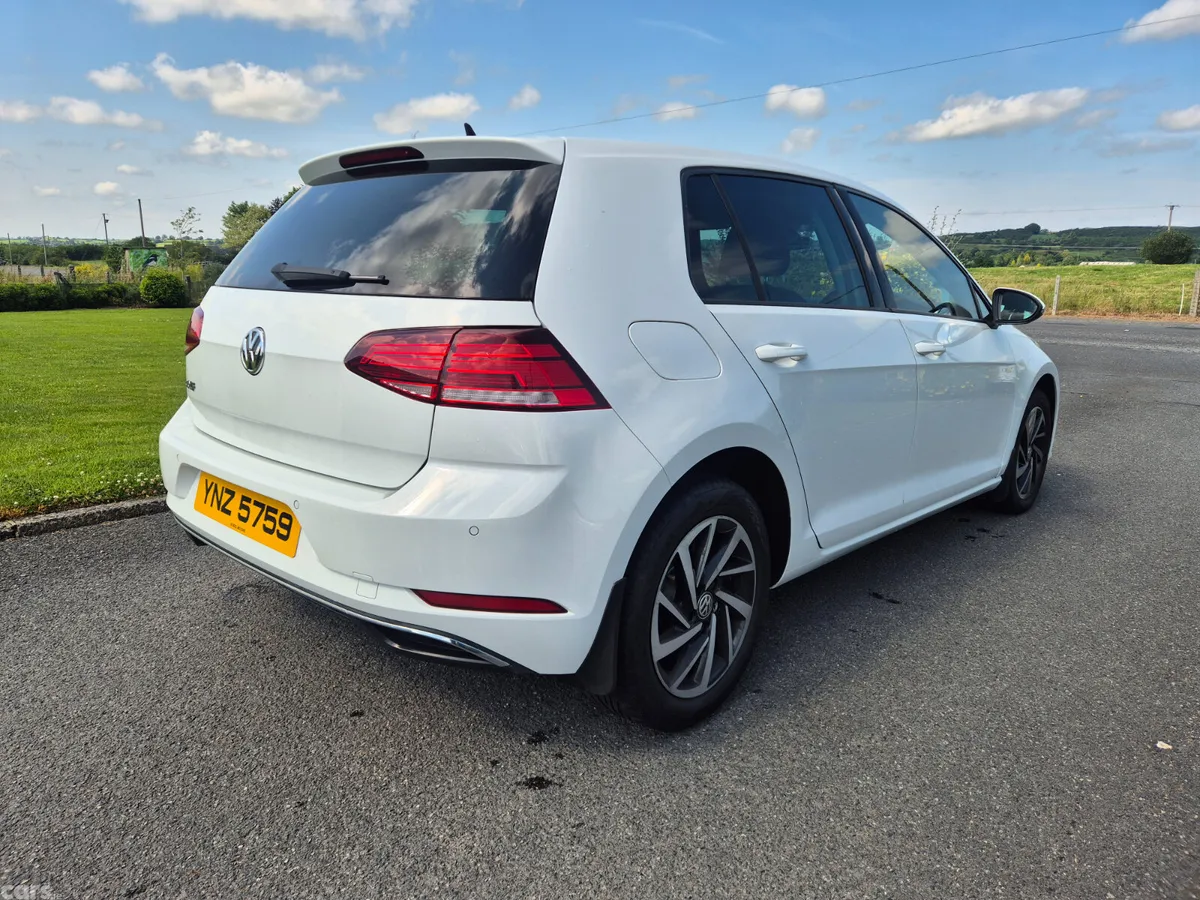 Volkswagen Golf Hatchback, Diesel, 2019, White