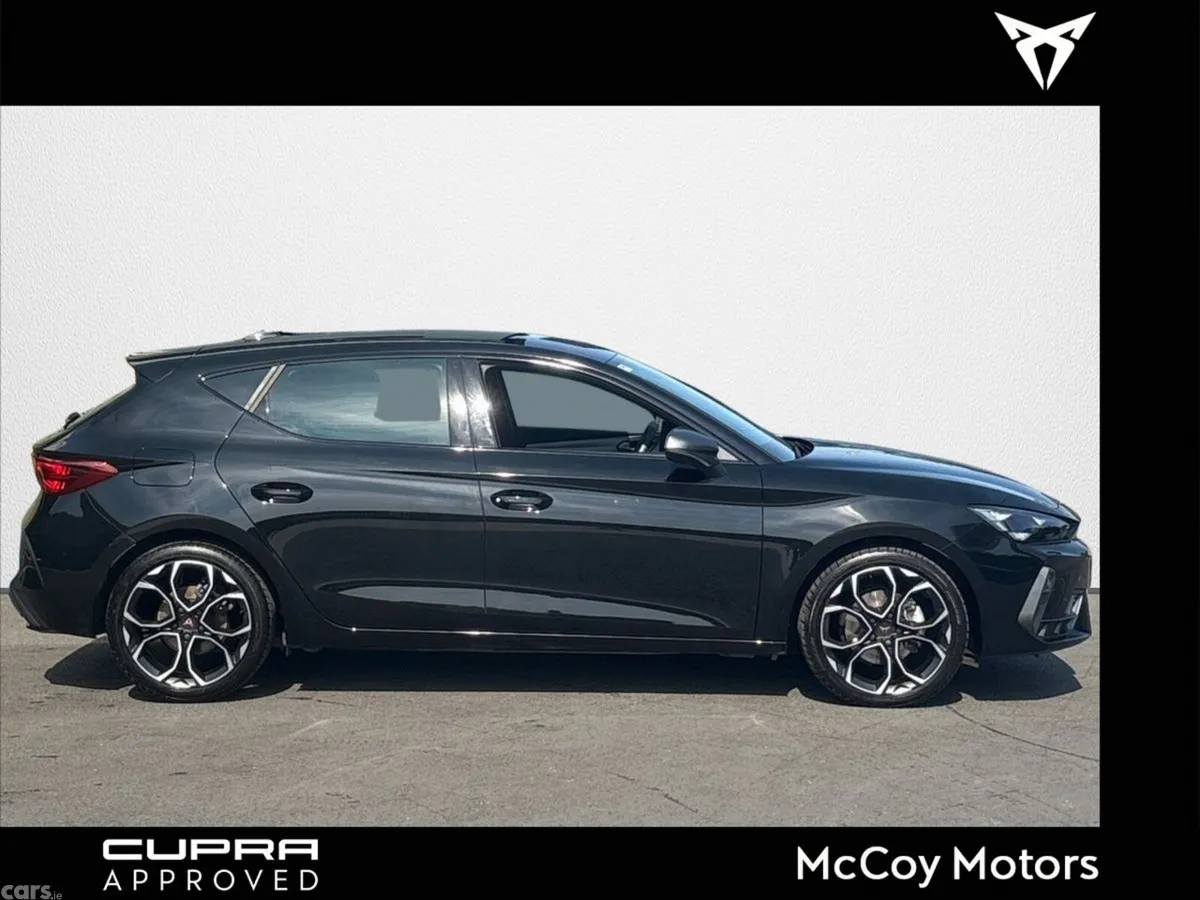 Cupra Leon Hatchback, Diesel, 2025, Black