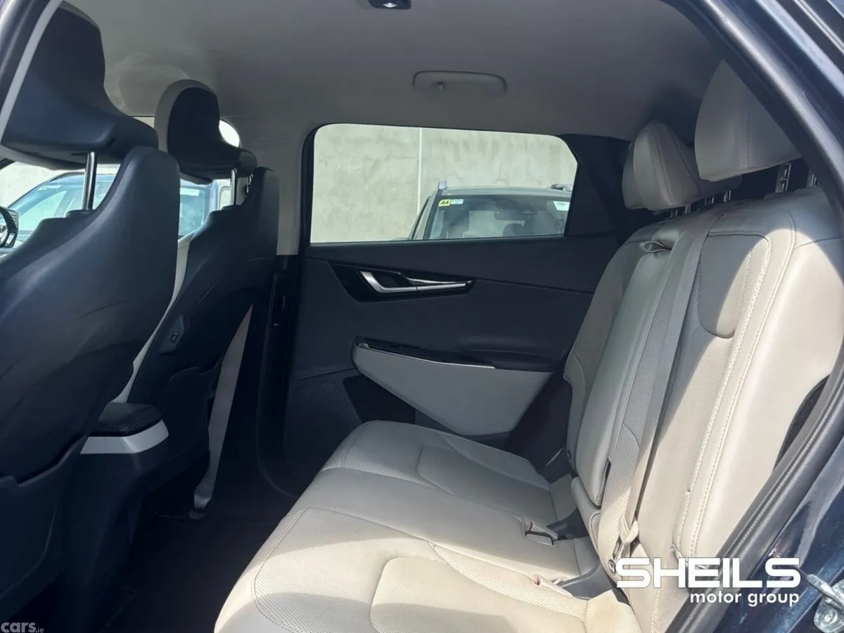 Kia EV6 MPV, Electric, 2023, Blue