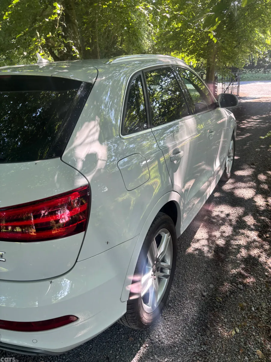Audi Q3 SUV, Petrol, 2014, White