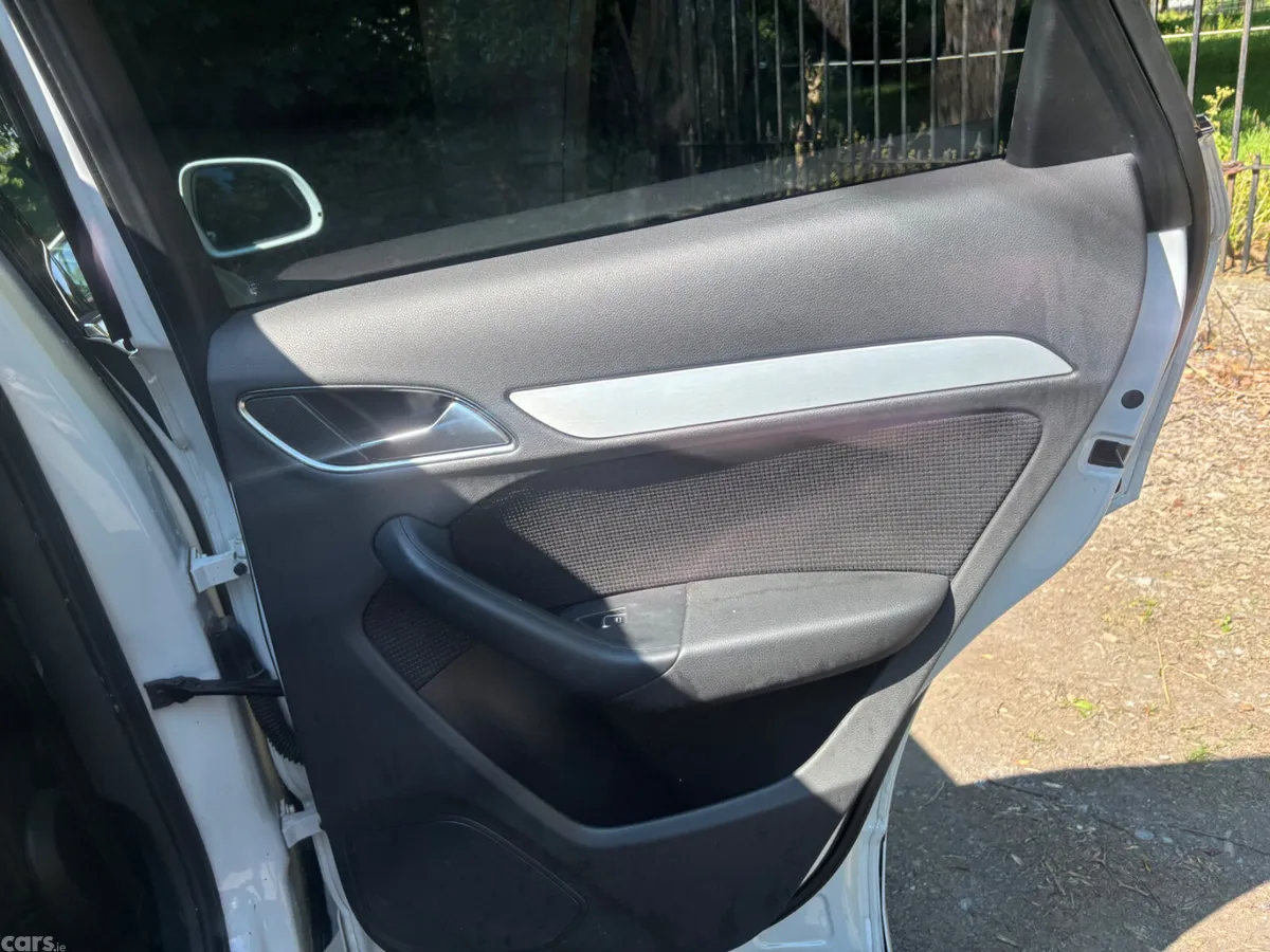 Audi Q3 SUV, Petrol, 2014, White