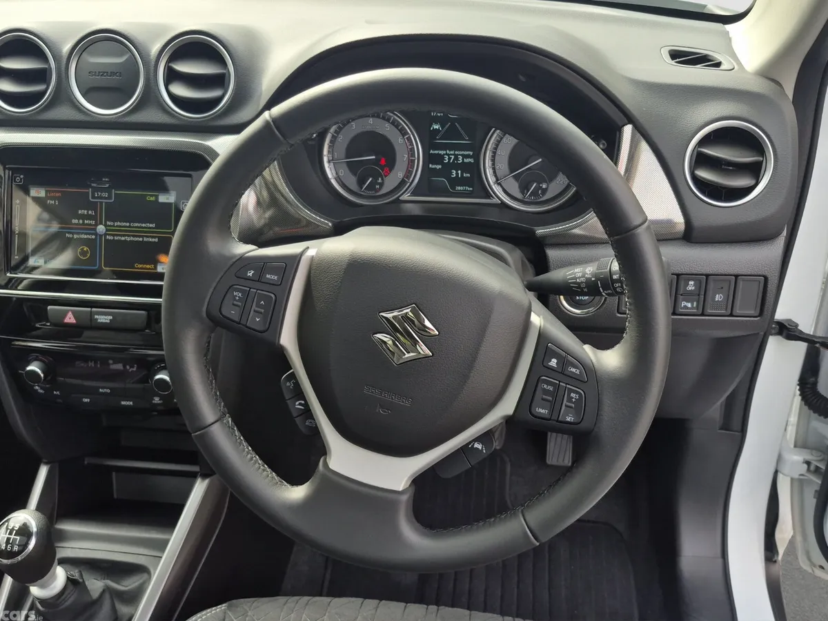 Suzuki Vitara SUV, Petrol, 2024, White