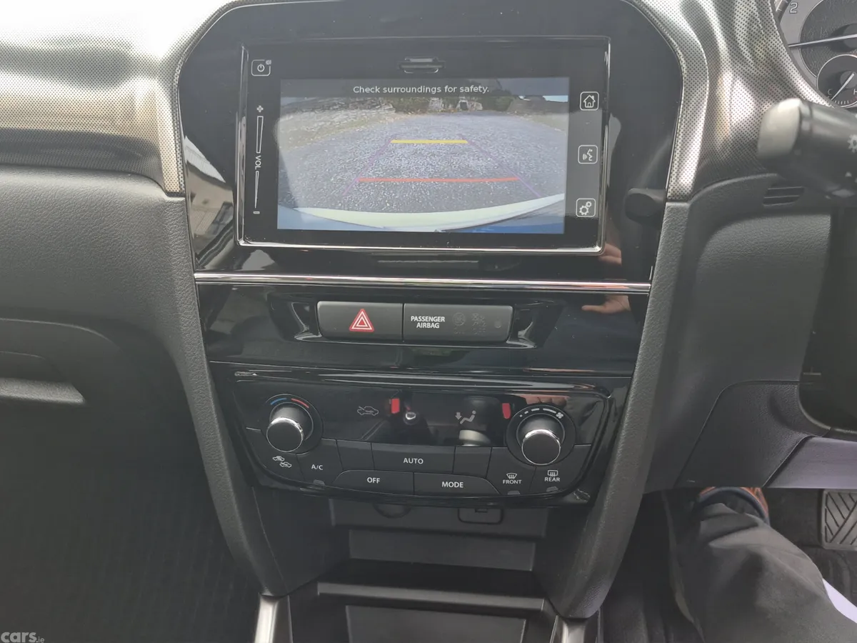 Suzuki Vitara SUV, Petrol, 2024, White