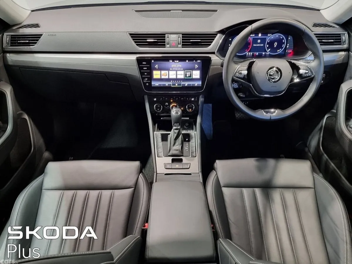 Skoda Superb Saloon, Diesel, 2023, Grey