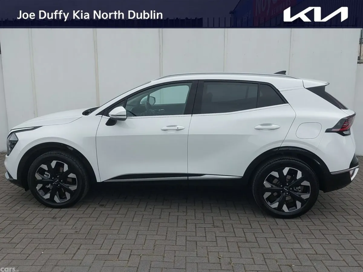 Kia Sportage SUV, Petrol Plug-in Hybrid, 2026, White