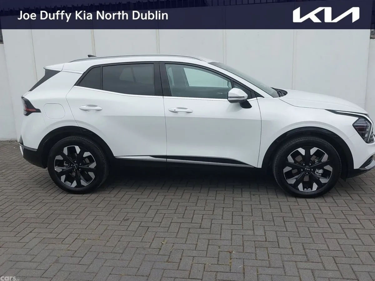 Kia Sportage SUV, Petrol Plug-in Hybrid, 2026, White