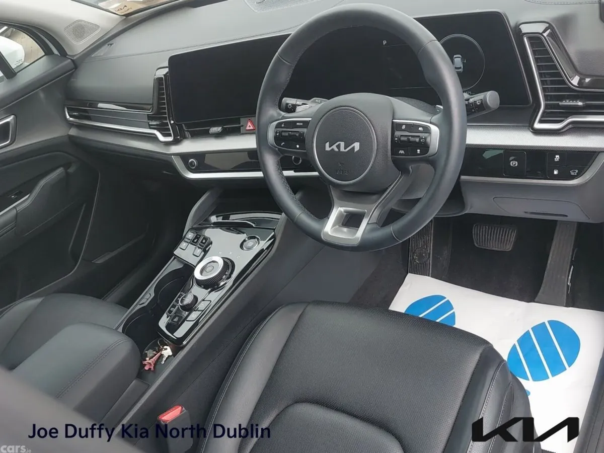Kia Sportage SUV, Petrol Plug-in Hybrid, 2026, White