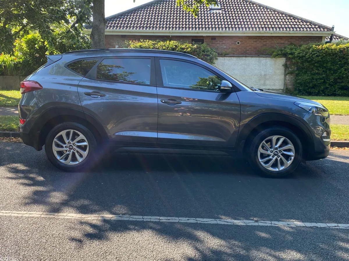 Hyundai Tucson SUV, Diesel, 2016, Grey
