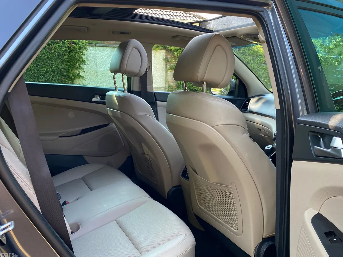 Hyundai Tucson SUV, Diesel, 2016, Grey
