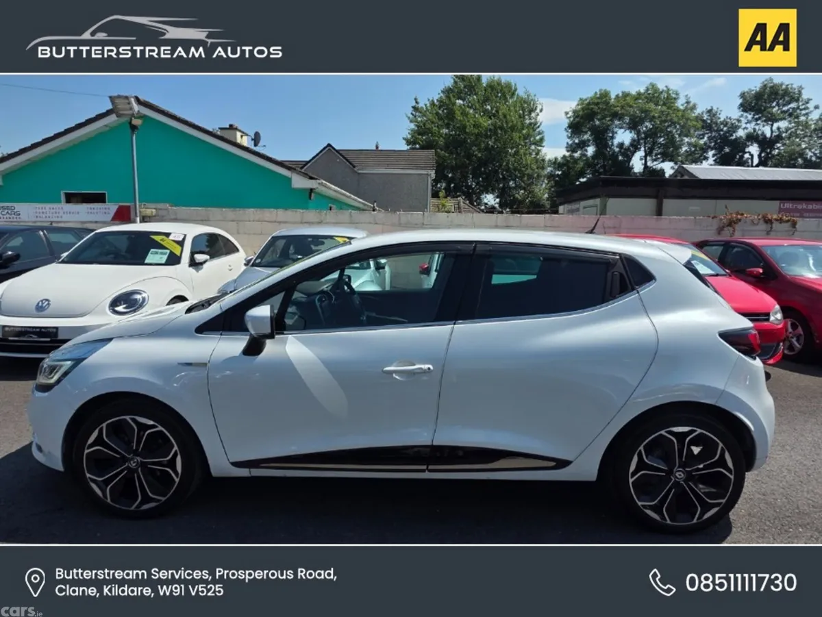 Renault Clio Hatchback, Petrol, 2019, White