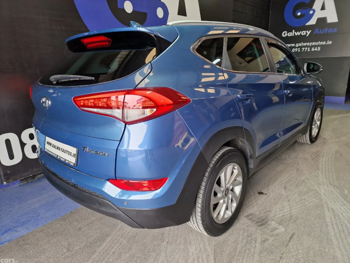 Hyundai Tucson SUV, Diesel, 2016, Blue